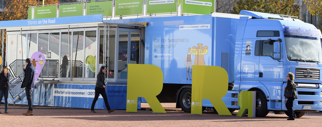 Le camion du Jubilé Luther 2017 sur la Plaine de Plainpalais