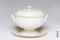 Soupière et présentoir manufacture Baylon, Carouge-coll. Musée Ariana ville de Genève